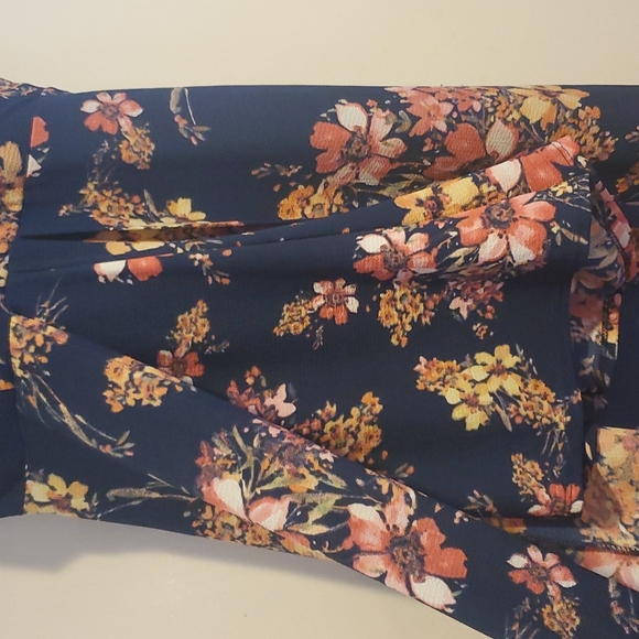 Romper - Picture 3 of 4